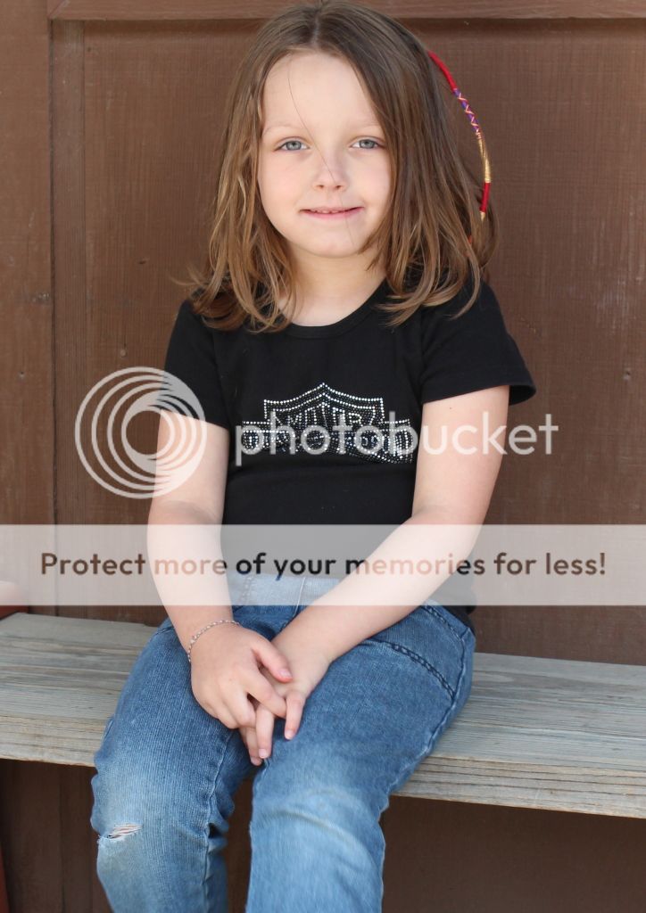 IMAGE: http://i696.photobucket.com/albums/vv323/parmapens/Canon%20T3i/StrawberryPicking049Edit1.jpg